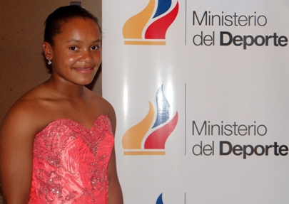 La campeona mundial Neisi Dajomes celebrará sus 15 de rosa – Ministerio del Deporte