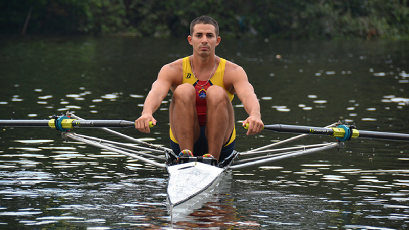Gabriel Solá hace historia en el remo ecuatoriano (Galería